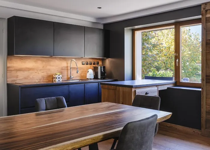 شاليه Benoit - Modern 8 Pax Free Parking Mountain View - By Cozee شامونكس