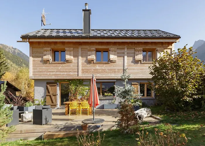 Benoit - Modern 8 Pax Free Parking Mountain View - By Cozee شامونكس