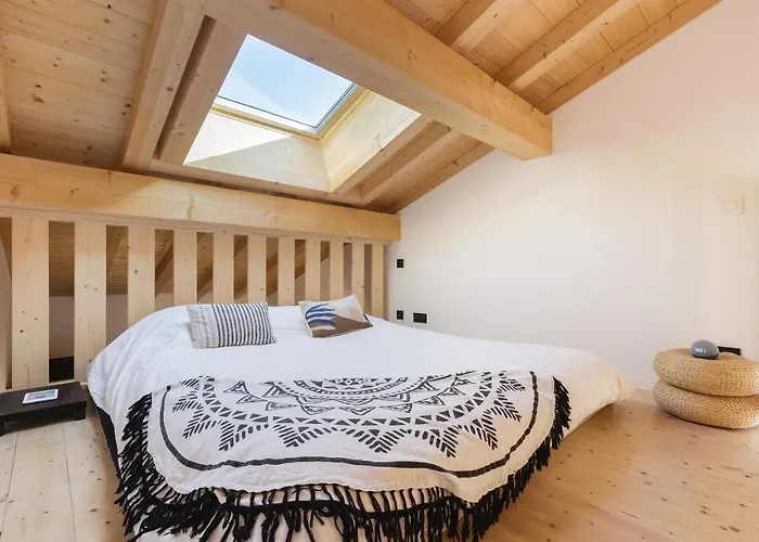 Benoit - Modern 8 Pax Free Parking Mountain View - By Cozee شاليه