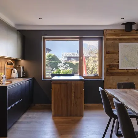Benoit - Modern 8 Pax Free Parking Mountain View - By Cozee 木屋 *