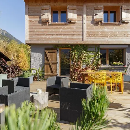 Benoit - Modern 8 Pax Free Parking Mountain View - By Cozee Chalet *