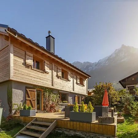 Chalet Benoit - Modern 8 Pax Free Parking Mountain View - By Cozee Chamonix