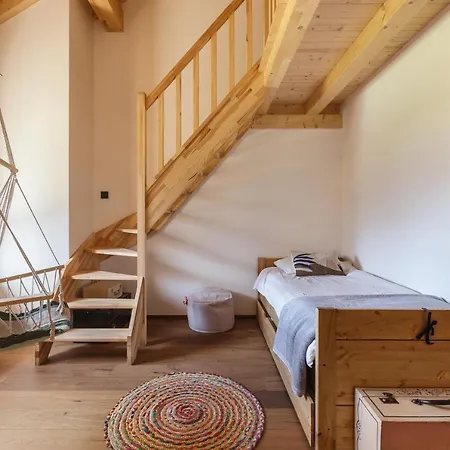 Benoit - Modern 8 Pax Free Parking Mountain View - By Cozee * Chamonix