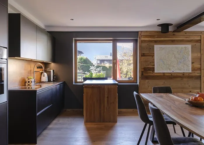 Benoit - Modern 8 Pax Free Parking Mountain View - By Cozee Chalet *