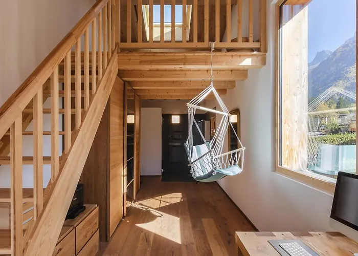 Chalet Benoit - Modern 8 Pax Free Parking Mountain View - By Cozee Chamonix