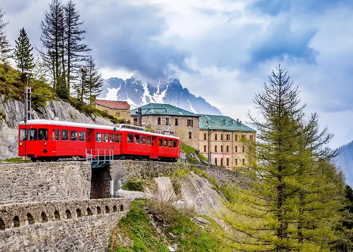 Chalet Benoit - Modern 8 Pax Free Parking Mountain View - By Cozee Chamonix