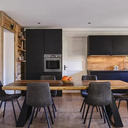 Chalet Benoit - Modern 8 Pax Free Parking Mountain View - By Cozee *