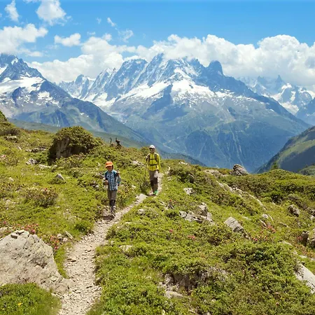 Benoit - Modern 8 Pax Free Parking Mountain View - By Cozee Chalet Chamonix Mont Blanc